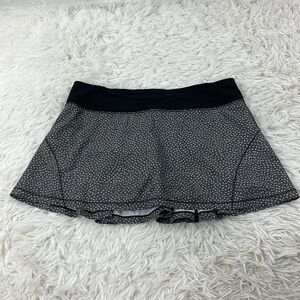 Lululemon Circuit Breaker Skirt (Regular) (13") Frozen Fizz White Black / Black